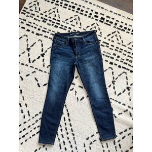 Old Navy Mid-Rise Rockstar Super Skinny Medium Wash - Size 12